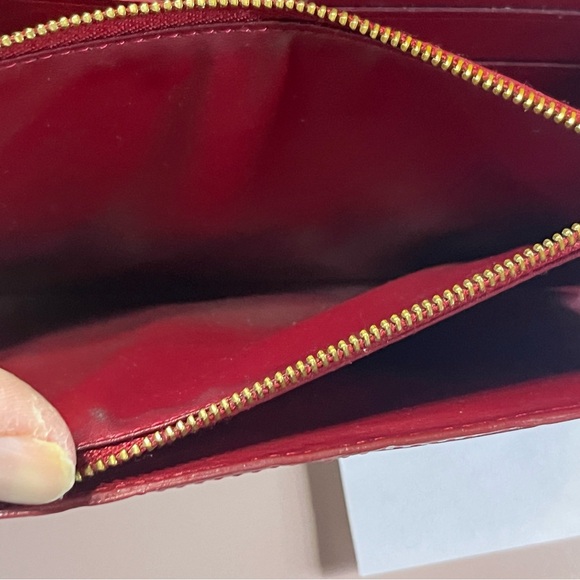 LV Red Vernis Long Wallet Louis Vuitton Amarante Monogram Vernis Sarah Red - Picture 14 of 16